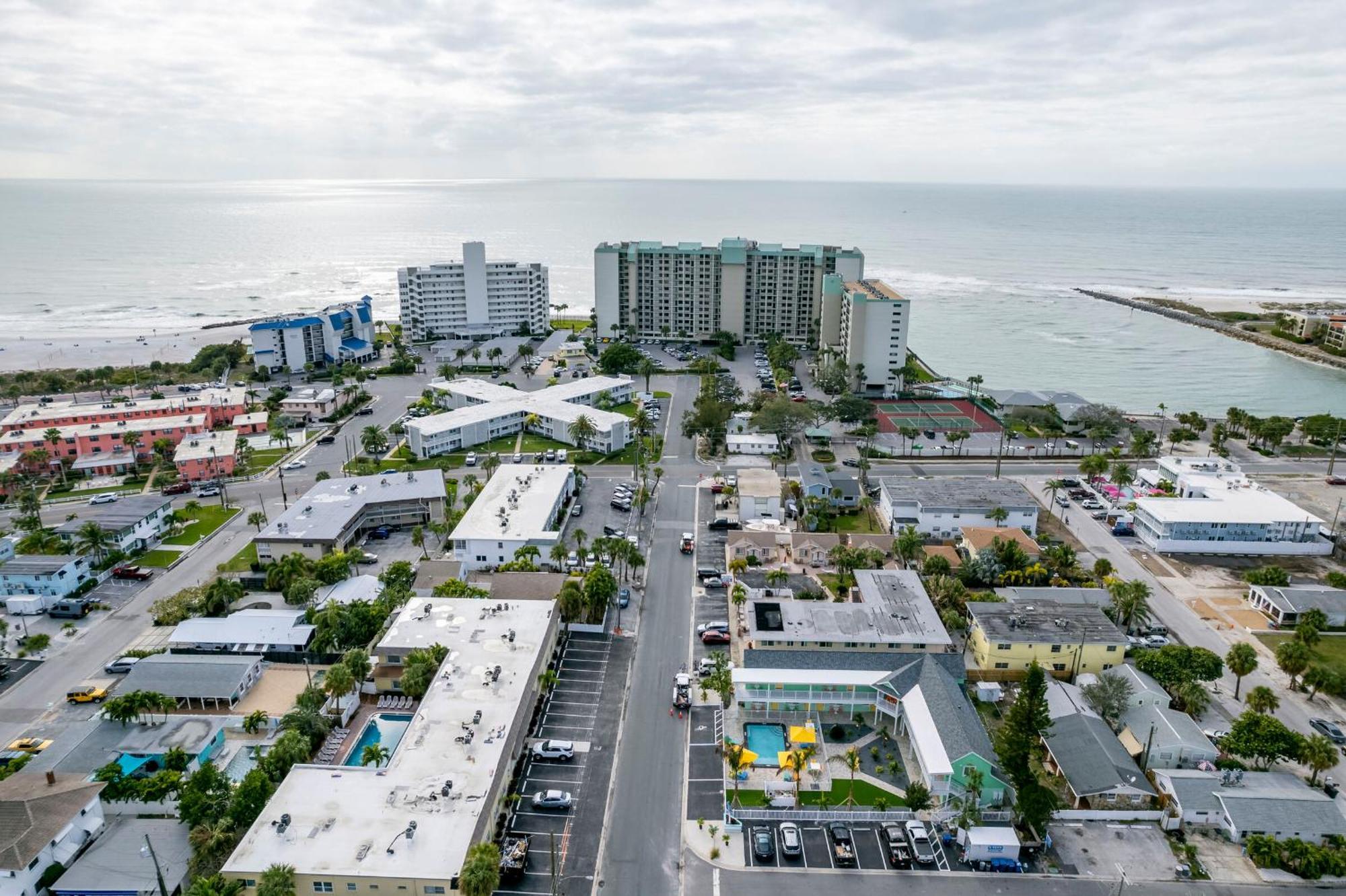 The Lofts At St Pete Beach เซนต์พีทบีช ภายนอก รูปภาพ